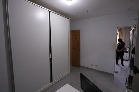 Casa à venda com 300m², 3 quartos e 1 vagaQuarto