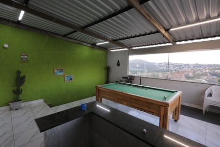 Casa à venda com 300m², 3 quartos e 1 vagaÁrea comum