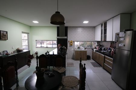 Casa à venda com 300m², 3 quartos e 1 vagaCozinha