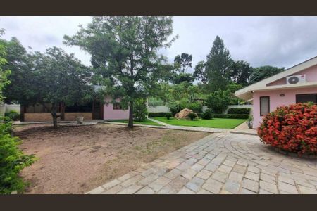 Casa de condomínio à venda com 487m², 6 quartos e 8 vagas