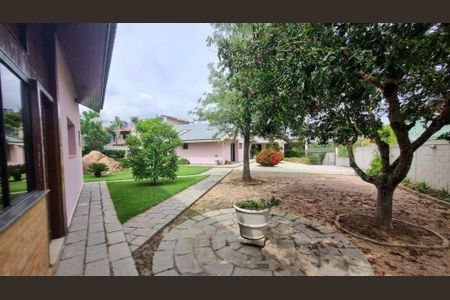 Casa de condomínio à venda com 487m², 6 quartos e 8 vagas