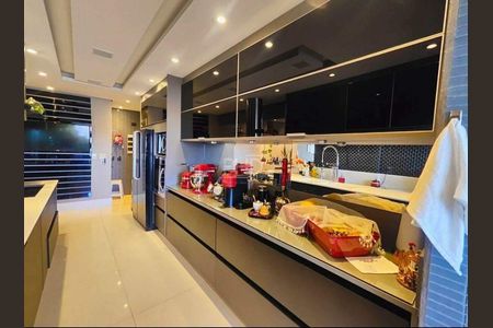 Apartamento à venda com 156m², 3 quartos e 3 vagas