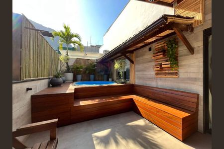 Apartamento à venda com 138m², 3 quartos e 2 vagas