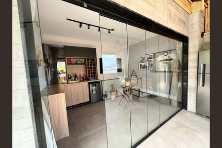 Apartamento à venda com 138m², 3 quartos e 2 vagas