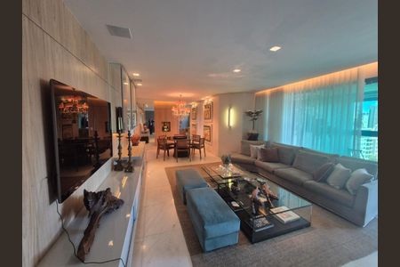 Apartamento à venda com 180m², 4 quartos e 3 vagas