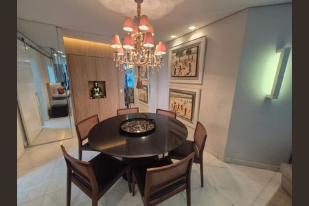 Apartamento à venda com 180m², 4 quartos e 3 vagas