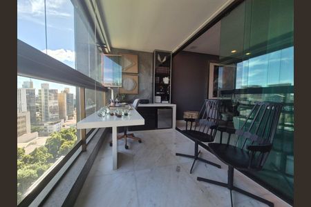 Apartamento à venda com 180m², 4 quartos e 3 vagas