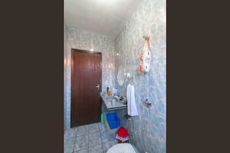 Casa à venda com 360m², 5 quartos e 4 vagas Casa à venda com 360m², 5 quartos e 4 vagasBanheiro 3