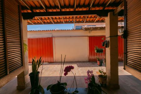 Casa à venda com 360m², 5 quartos e 4 vagas Casa à venda com 360m², 5 quartos e 4 vagasVista da Sala