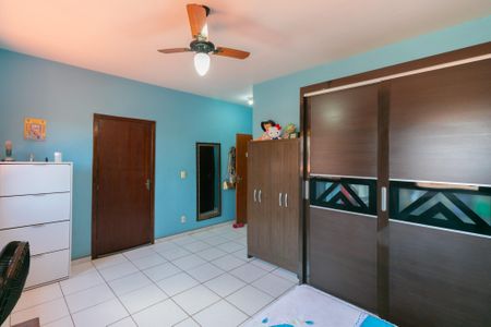 Casa à venda com 360m², 5 quartos e 4 vagas Casa à venda com 360m², 5 quartos e 4 vagasQuarto 1