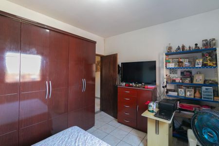 Casa à venda com 360m², 5 quartos e 4 vagas Casa à venda com 360m², 5 quartos e 4 vagasQuarto 3