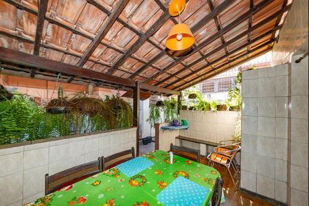 Casa à venda com 150m², 3 quartos e 3 vagasVaranda