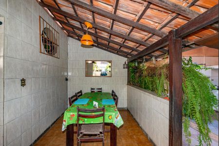 Casa à venda com 150m², 3 quartos e 3 vagasVaranda