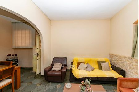 Casa à venda com 150m², 3 quartos e 3 vagasSala 1