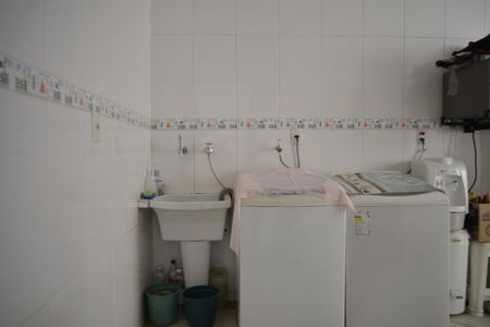 Casa à venda com 300m², 3 quartos e 4 vagasÁrea de Serviço