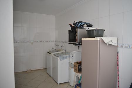 Casa à venda com 300m², 3 quartos e 4 vagasÁrea de Serviço