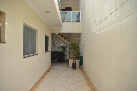 Casa à venda com 300m², 3 quartos e 4 vagasQuintal