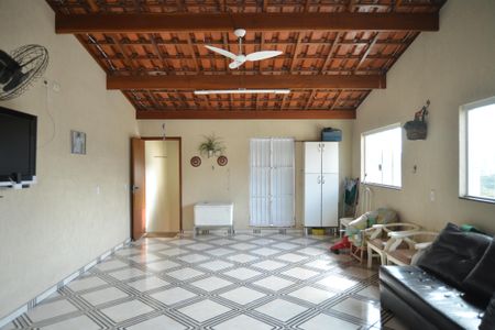 Casa à venda com 300m², 3 quartos e 4 vagasÁrea gourmet