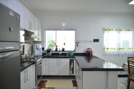 Casa à venda com 300m², 3 quartos e 4 vagasCozinha