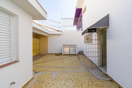 Casa para alugar com 183m², 3 quartos e 2 vagas Casa para alugar com 183m², 3 quartos e 2 vagasQuintal