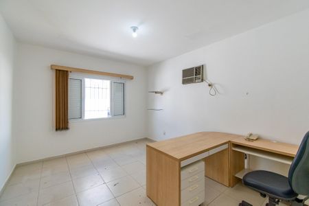Casa para alugar com 183m², 3 quartos e 2 vagas Casa para alugar com 183m², 3 quartos e 2 vagasSuíte