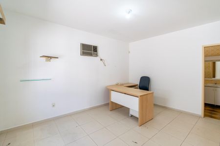 Casa para alugar com 183m², 3 quartos e 2 vagas Casa para alugar com 183m², 3 quartos e 2 vagasSuíte