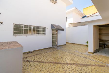 Casa para alugar com 183m², 3 quartos e 2 vagas Casa para alugar com 183m², 3 quartos e 2 vagasQuintal