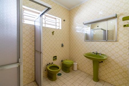 Casa para alugar com 183m², 3 quartos e 2 vagas Casa para alugar com 183m², 3 quartos e 2 vagasBanheiro Social