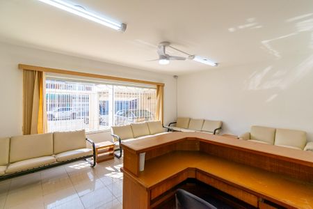 Casa para alugar com 183m², 3 quartos e 2 vagas Casa para alugar com 183m², 3 quartos e 2 vagasSala