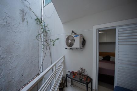 Casa à venda com 240m², 3 quartos e 2 vagas Casa à venda com 240m², 3 quartos e 2 vagasVaranda do Quarto 3