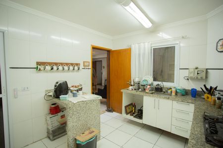 Casa à venda com 240m², 3 quartos e 2 vagas Casa à venda com 240m², 3 quartos e 2 vagasCozinha