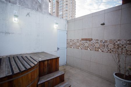 Casa à venda com 240m², 3 quartos e 2 vagas Casa à venda com 240m², 3 quartos e 2 vagasÁrea comum