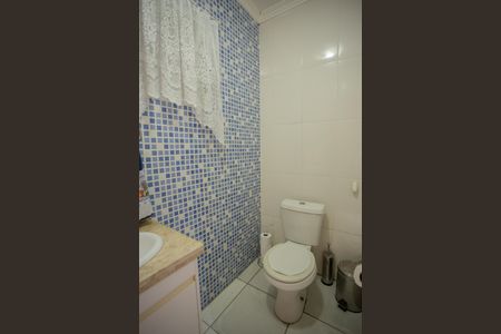 Casa à venda com 240m², 3 quartos e 2 vagas Casa à venda com 240m², 3 quartos e 2 vagasLavabo da Sala