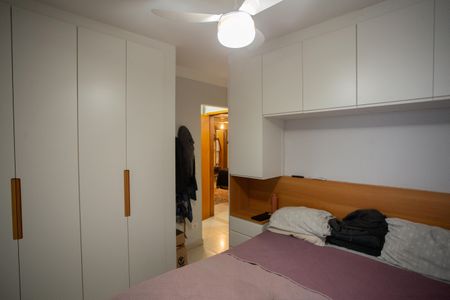 Casa à venda com 240m², 3 quartos e 2 vagas Casa à venda com 240m², 3 quartos e 2 vagasQuarto 3