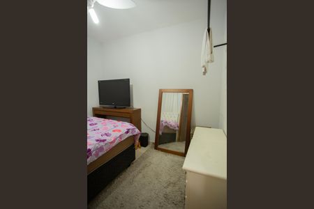 Casa à venda com 240m², 3 quartos e 2 vagas Casa à venda com 240m², 3 quartos e 2 vagasQuarto 2