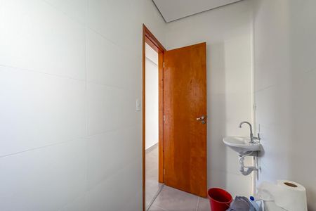 Apartamento à venda com 130m², 2 quartos e 4 vagas Apartamento à venda com 130m², 2 quartos e 4 vagasBanheiro Social