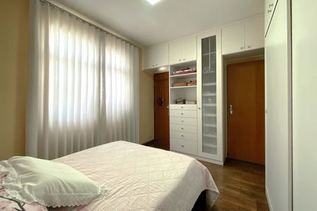 Apartamento para alugar com 118m², 3 quartos e 2 vagas Apartamento para alugar com 118m², 3 quartos e 2 vagasSuíte
