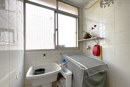 Apartamento para alugar com 118m², 3 quartos e 2 vagas Apartamento para alugar com 118m², 3 quartos e 2 vagasÁrea de Serviço