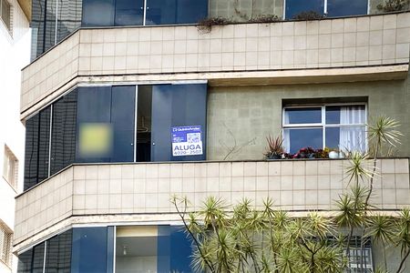 Apartamento para alugar com 118m², 3 quartos e 2 vagas Apartamento para alugar com 118m², 3 quartos e 2 vagasPlaca instalada