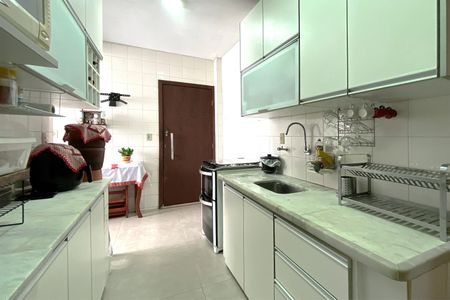 Apartamento para alugar com 118m², 3 quartos e 2 vagas Apartamento para alugar com 118m², 3 quartos e 2 vagasCozinha