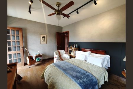 Casa à venda com 544m², 5 quartos e 3 vagas Casa à venda com 544m², 5 quartos e 3 vagasSuíte 2