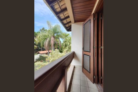 Casa à venda com 544m², 5 quartos e 3 vagas Casa à venda com 544m², 5 quartos e 3 vagasVaranda da Suíte 3