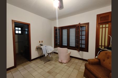 Casa à venda com 544m², 5 quartos e 3 vagas Casa à venda com 544m², 5 quartos e 3 vagasSuíte 1