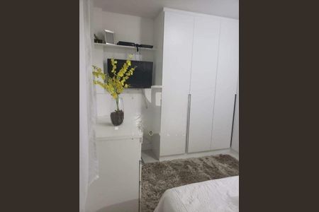 Casa à venda com 105m², 3 quartos e 1 vaga