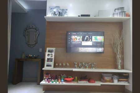 Casa à venda com 105m², 3 quartos e 1 vaga