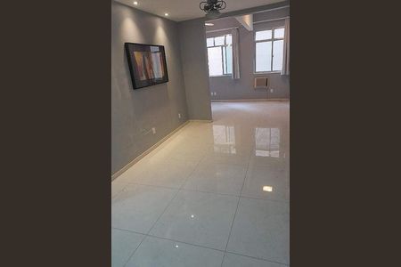 Apartamento à venda com 37m², 1 quarto e sem vaga