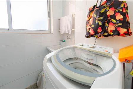 Apartamento à venda com 127m², 2 quartos e 2 vagas Apartamento à venda com 127m², 2 quartos e 2 vagasÁrea de serviço