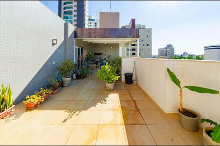 Apartamento à venda com 127m², 2 quartos e 2 vagas Apartamento à venda com 127m², 2 quartos e 2 vagasVaranda da Sala