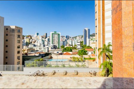 Apartamento à venda com 127m², 2 quartos e 2 vagas Apartamento à venda com 127m², 2 quartos e 2 vagasVista da Varanda da Sala