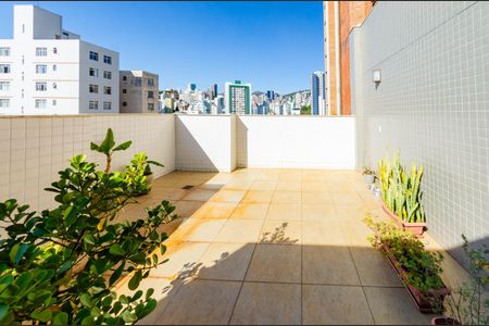 Apartamento à venda com 127m², 2 quartos e 2 vagas Apartamento à venda com 127m², 2 quartos e 2 vagasVaranda da Sala
